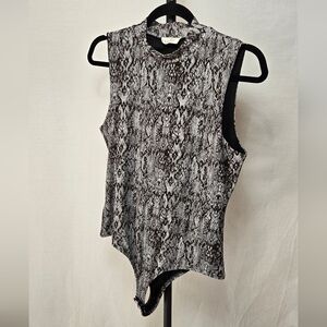 Animal print body suit Size Medium NWOT